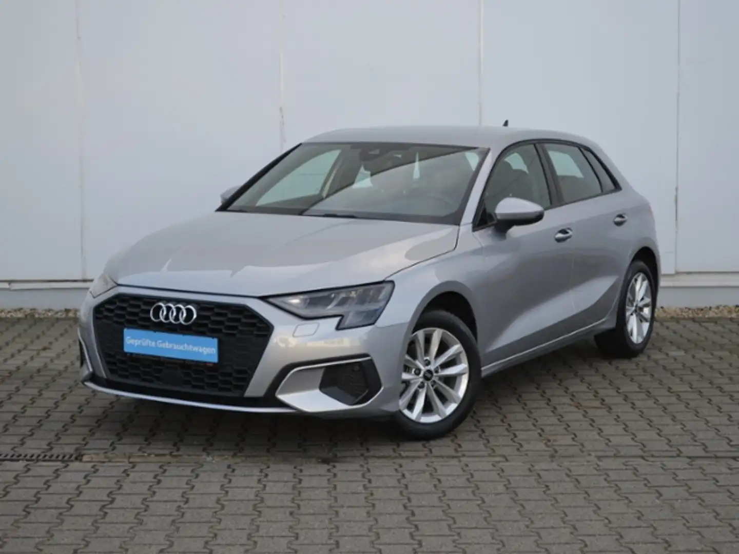 Audi A3 Sportback 30 TFSI LED/16-ZOLL/DIGITAL-COCKPIT/KLI Argento - 2
