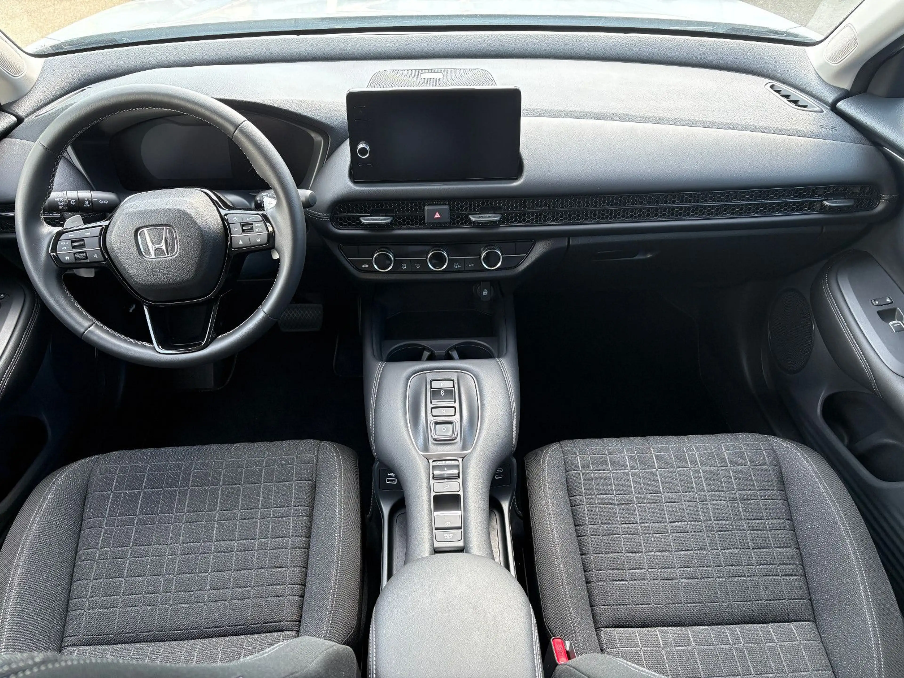 Honda ZR-V 2,0 e:HEV Elegance Navi/LED/Kamera — photo 13