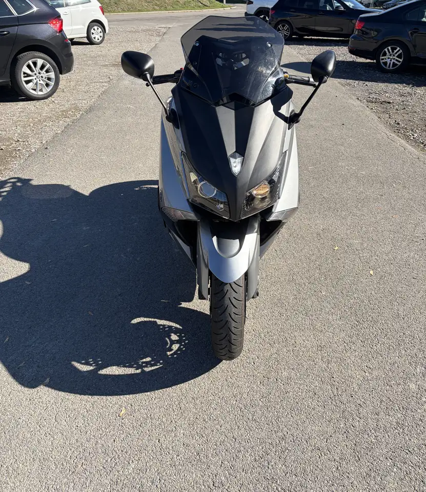 Yamaha Tmax 530