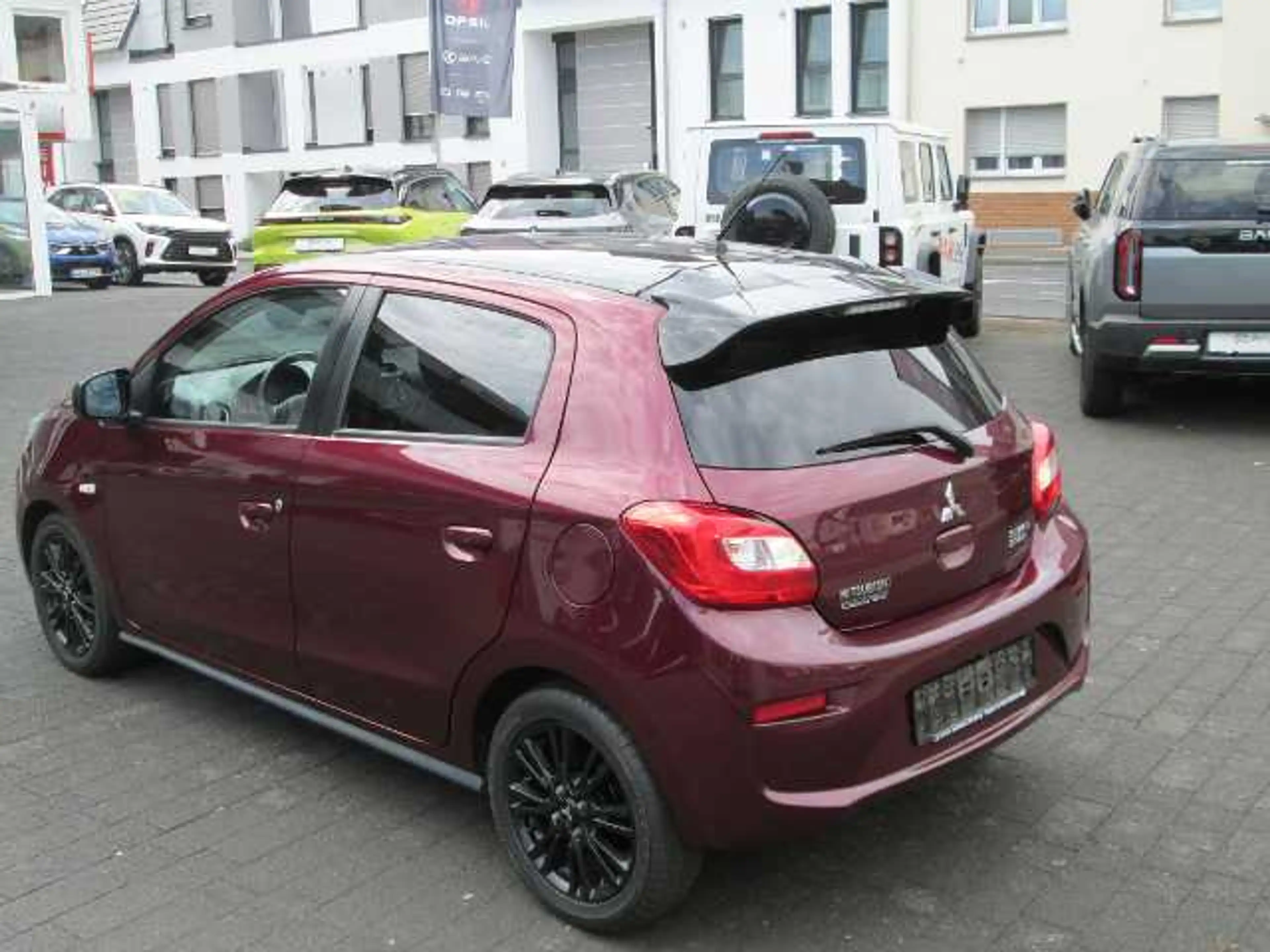 Mitsubishi Space Star Diamant+ 1.2 Navigation,Sitzheizung — photo 4