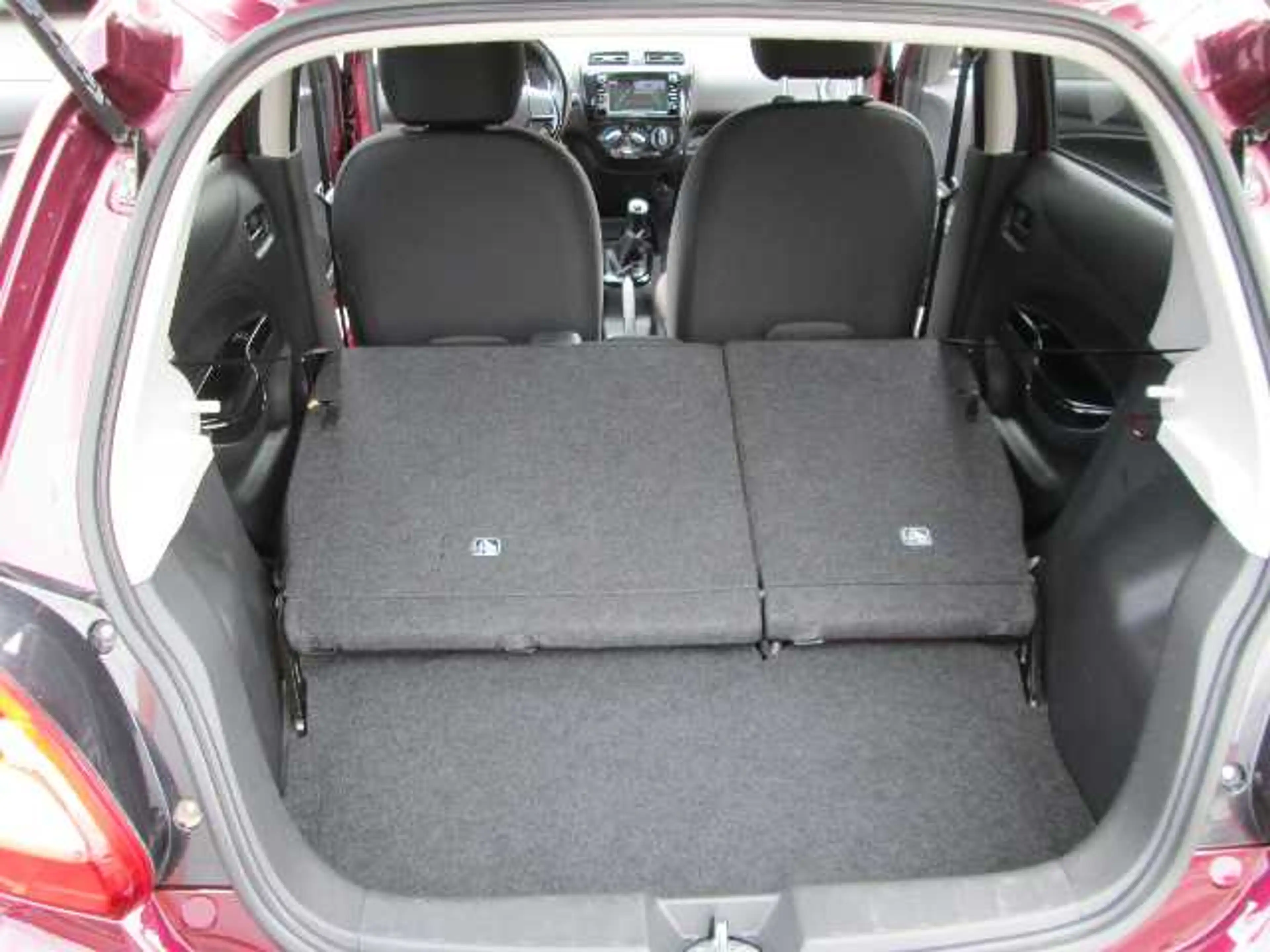 Mitsubishi Space Star Diamant+ 1.2 Navigation,Sitzheizung — photo 13