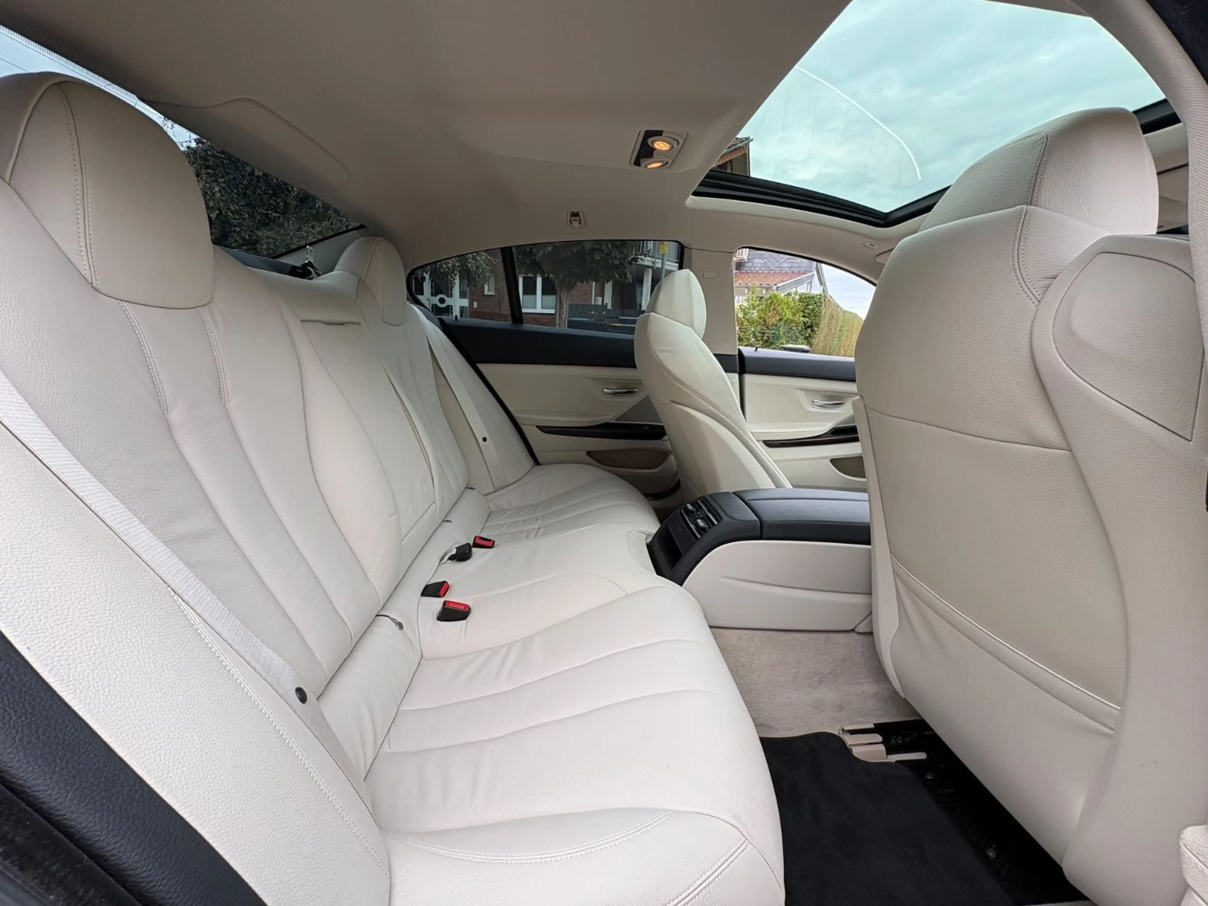 BMW 640 6 Gran Coupe 640 i xDrive/PANO/MEMORY/2HAND/ — photo 15