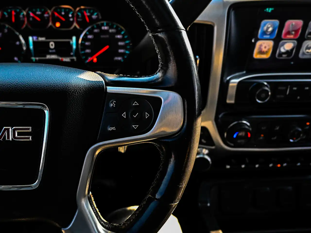 GMC Sierra 2500HD снимка GMC Sierra 2500HD
