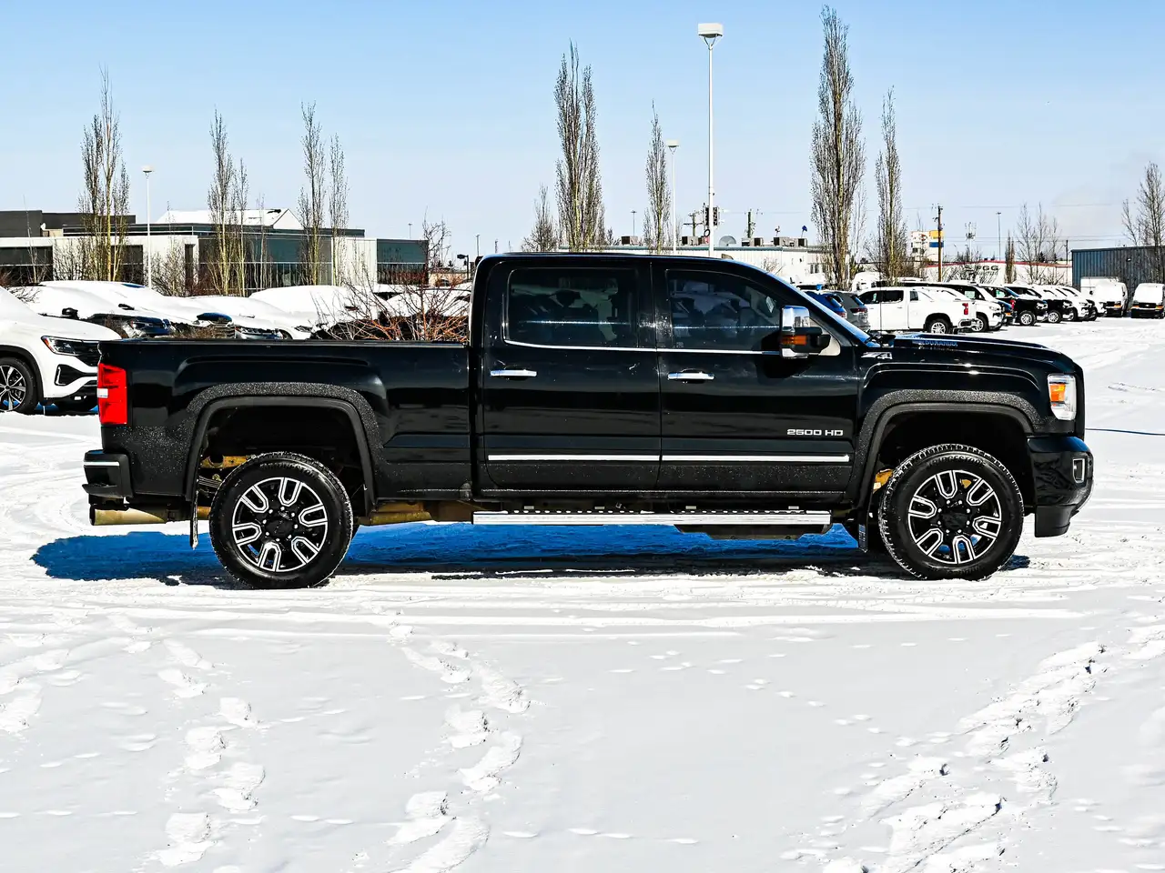 GMC Sierra 2500HD снимка GMC Sierra 2500HD