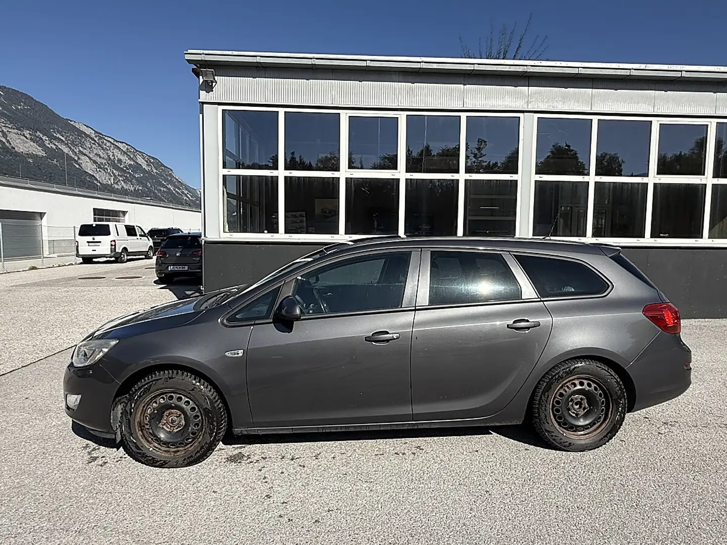 Opel Astra ST 2,0 Ecotec CDTI Edition Start & Stop Grau - 2