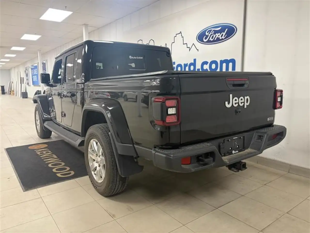 Jeep Gladiator снимка Jeep Gladiator