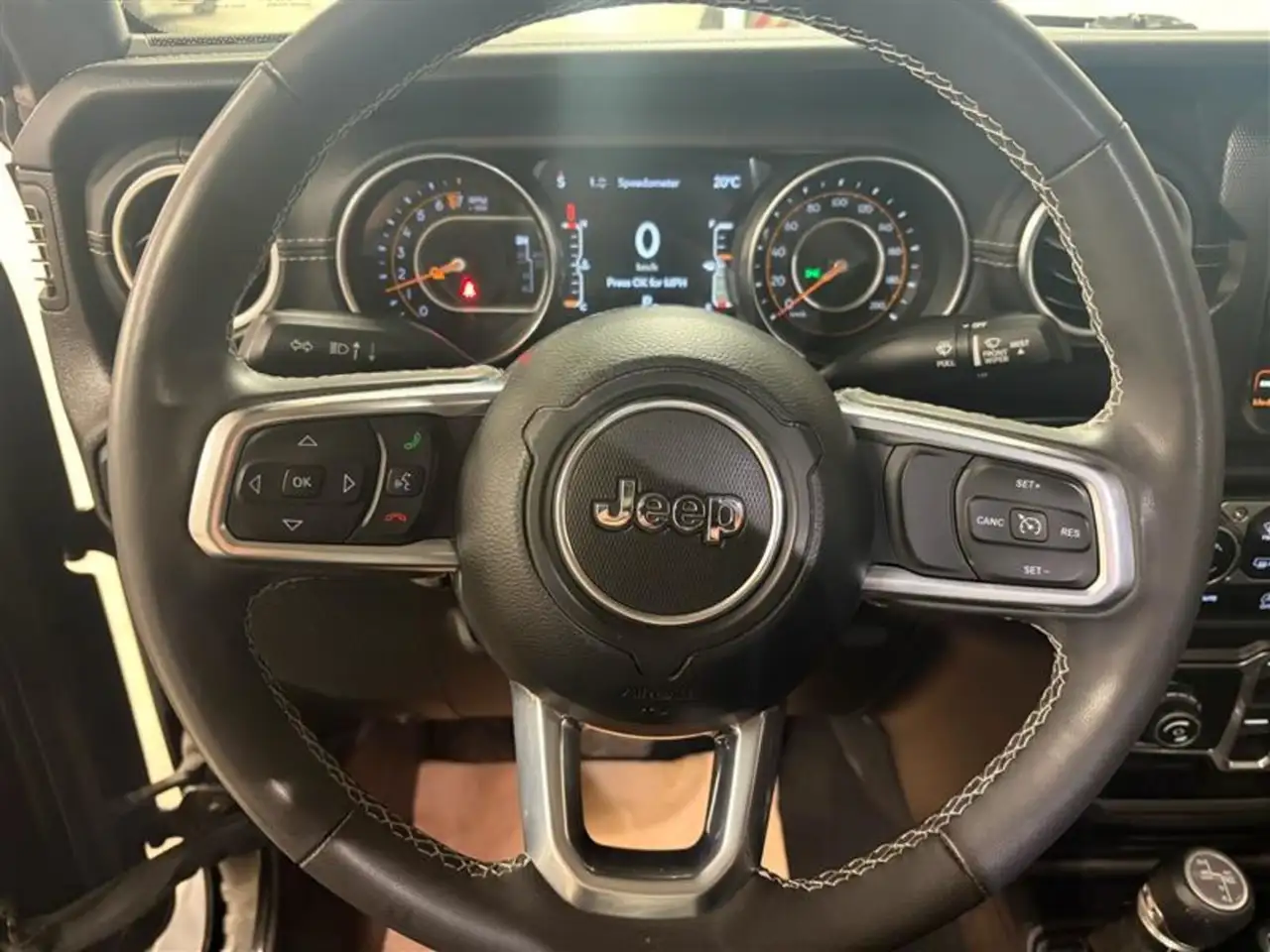 Jeep Gladiator снимка Jeep Gladiator