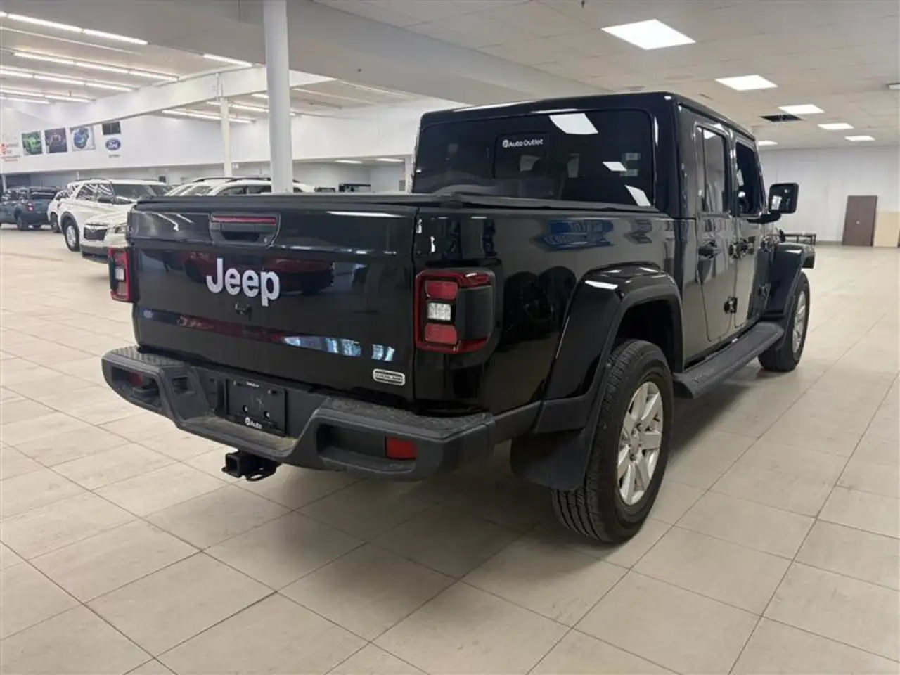 Jeep Gladiator снимка Jeep Gladiator