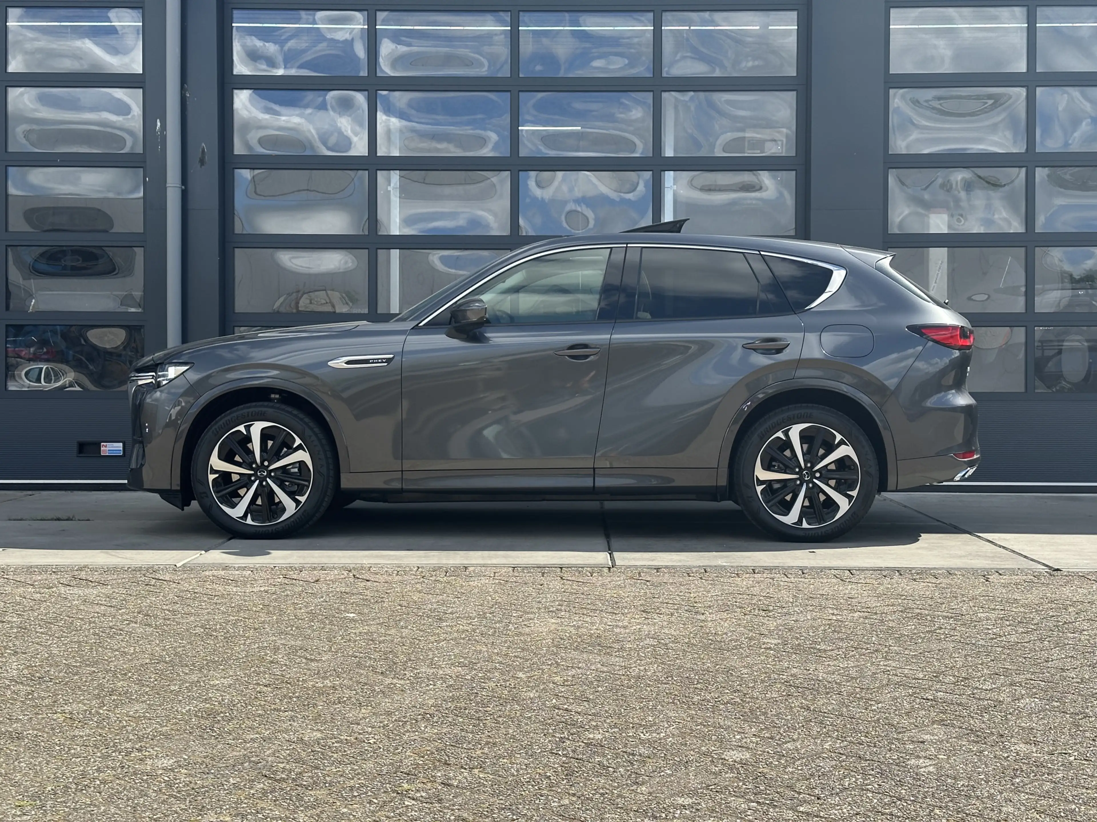 Mazda CX-60 2.5 e-SkyActiv PHEV Takumi Plus | TREKHAAK | PANO — photo 2