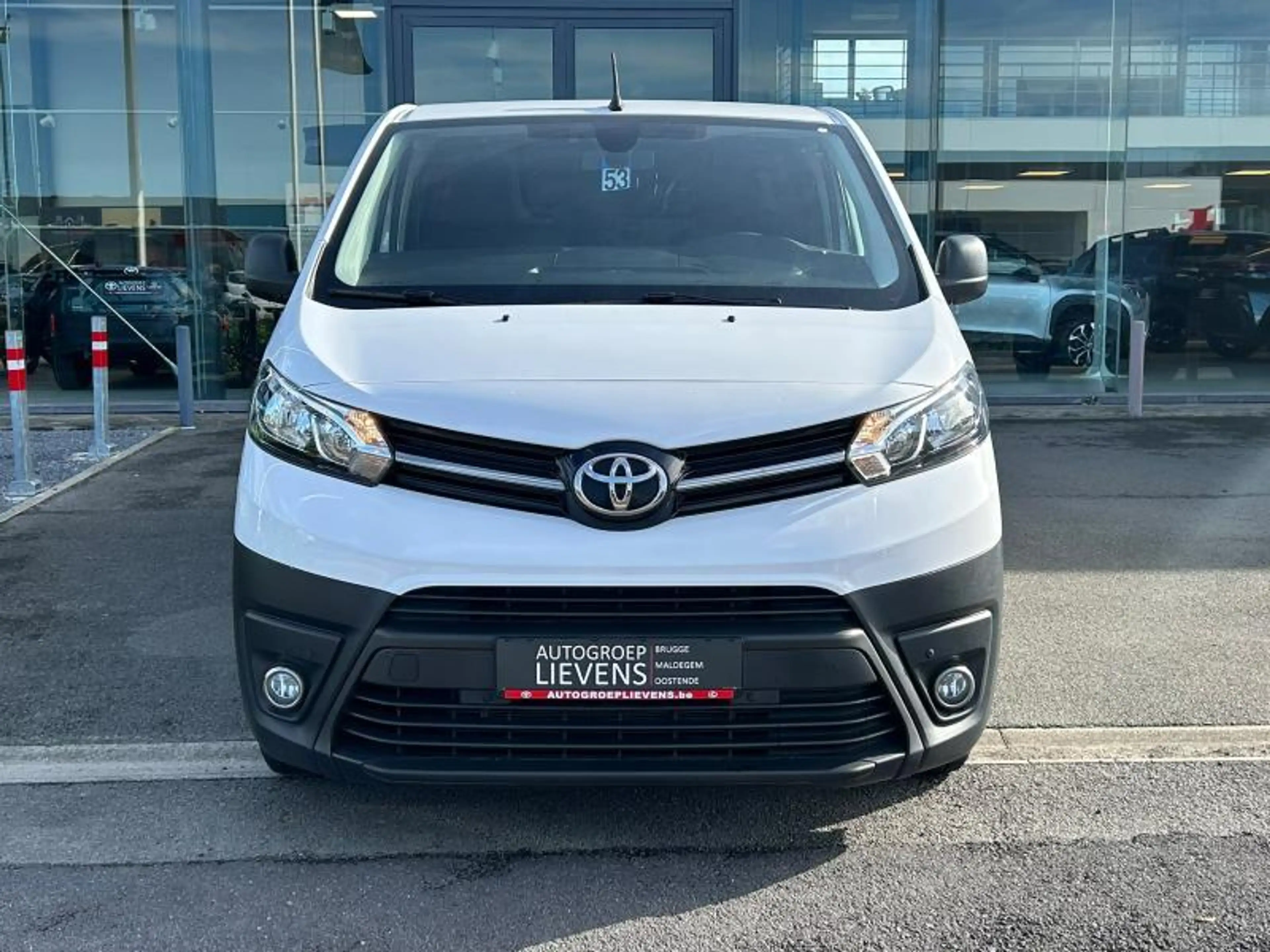 Toyota Proace 2.0D MT COMFORT — photo 2