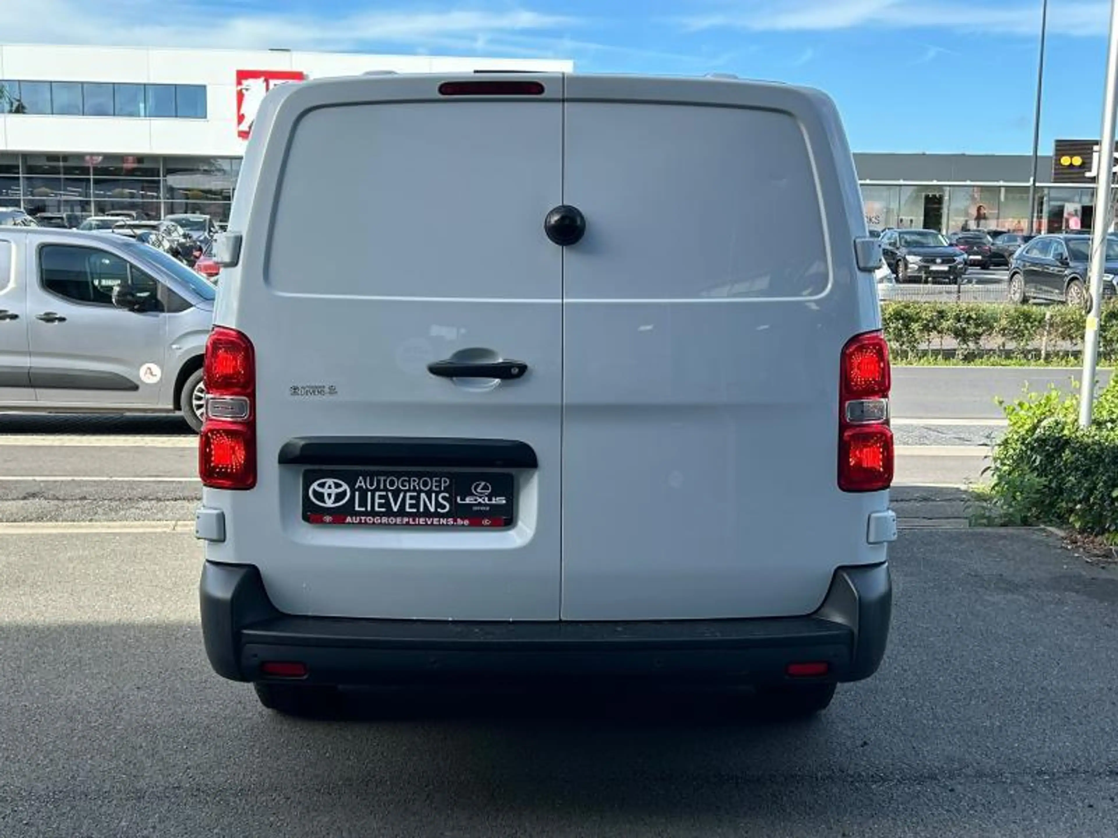 Toyota Proace 2.0D MT COMFORT — photo 5