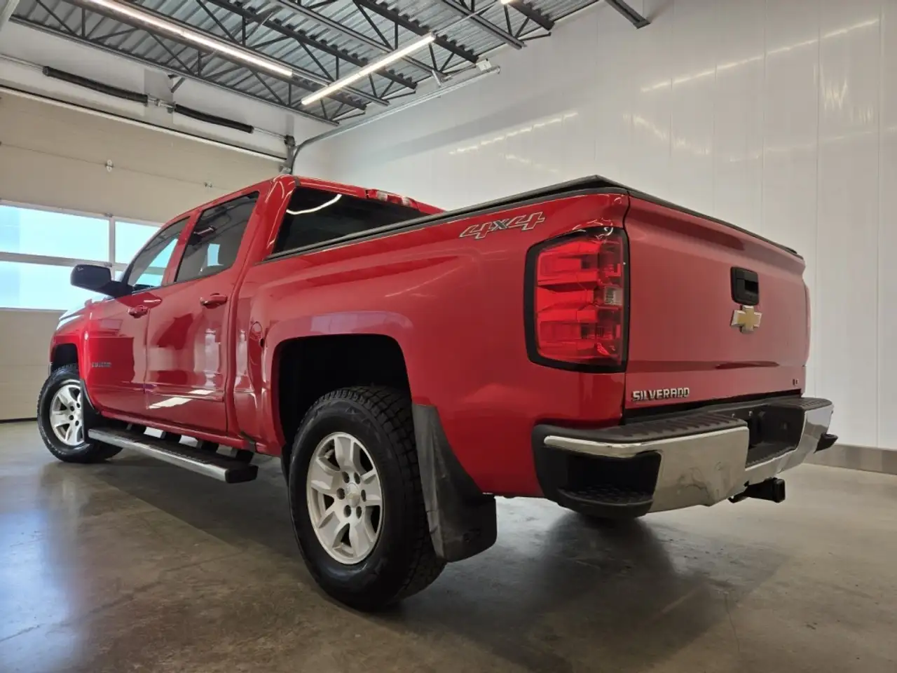 Chevrolet Silverado 1500 снимка Chevrolet Silverado 1500