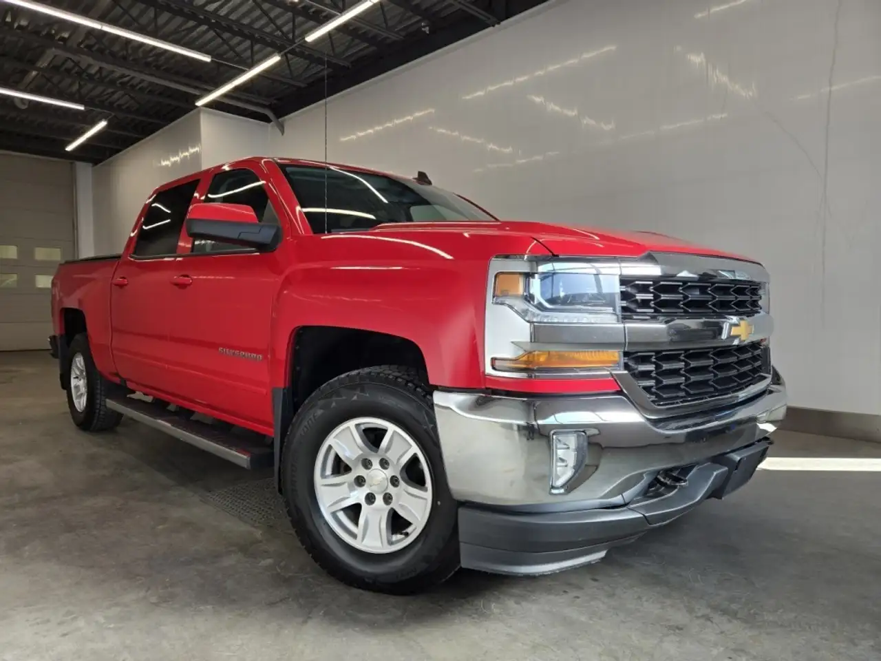Chevrolet Silverado 1500 снимка Chevrolet Silverado 1500