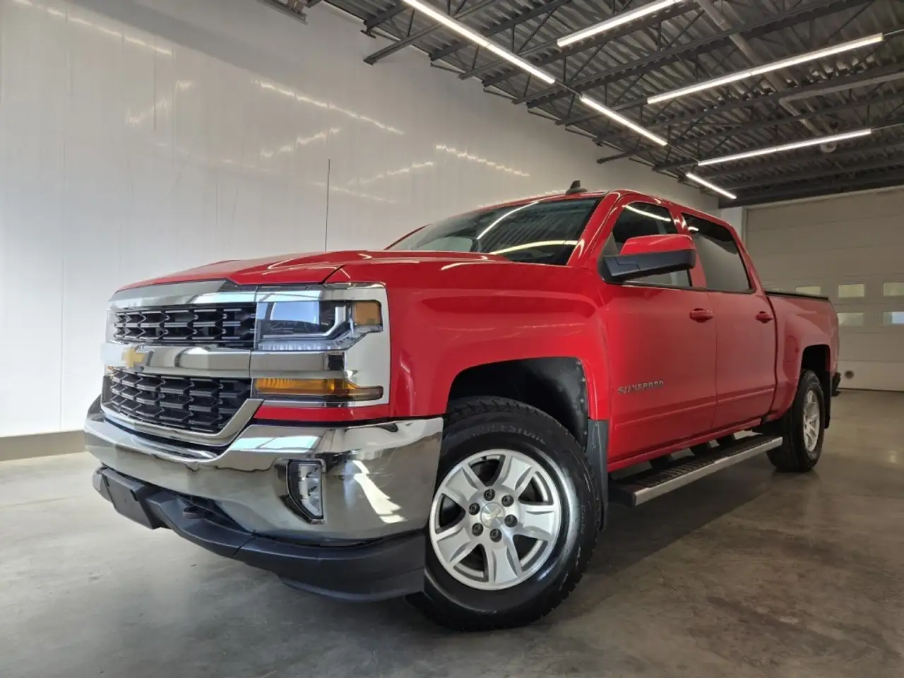Chevrolet Silverado 1500 снимка Chevrolet Silverado 1500