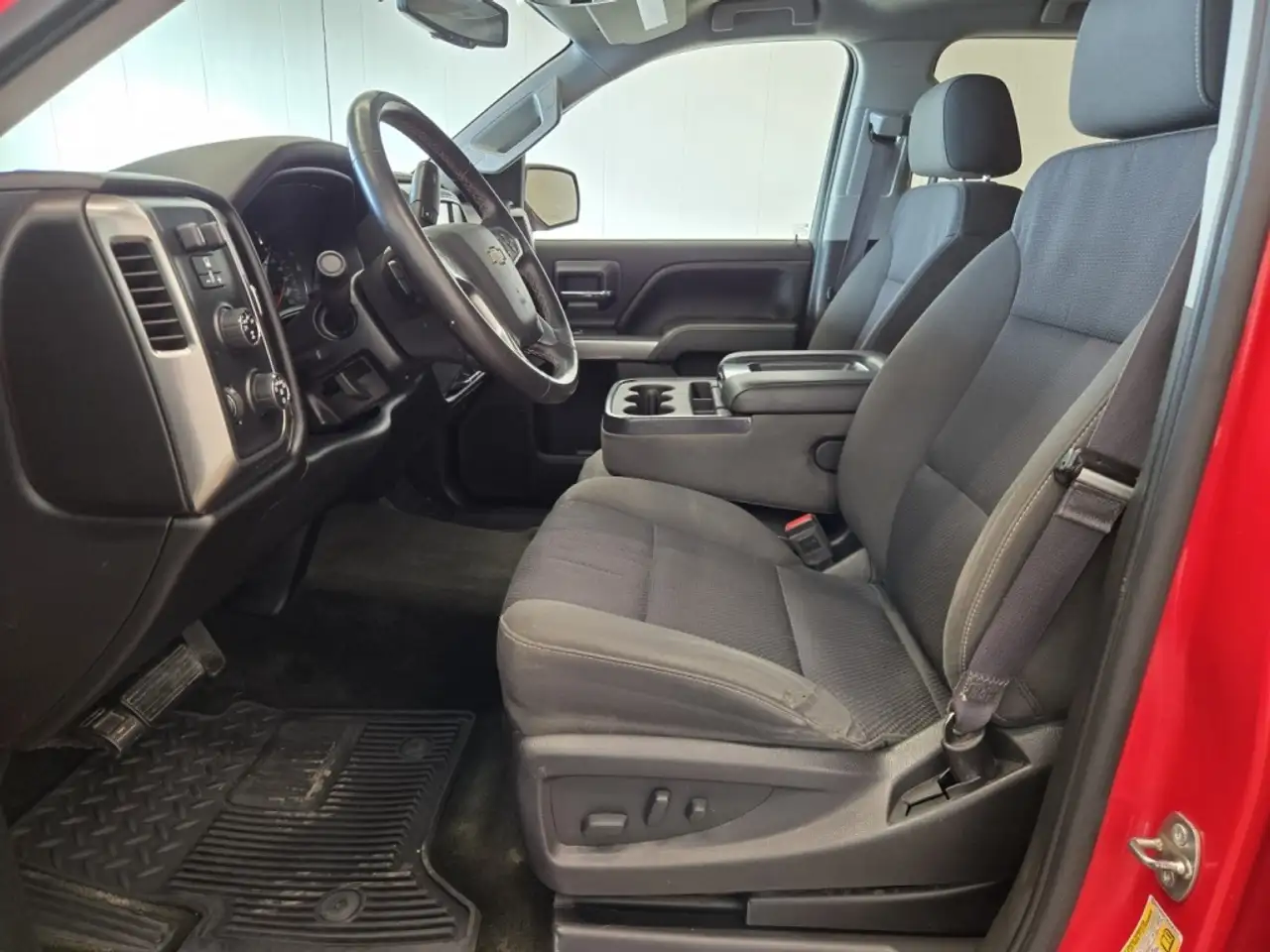 Chevrolet Silverado 1500 снимка Chevrolet Silverado 1500