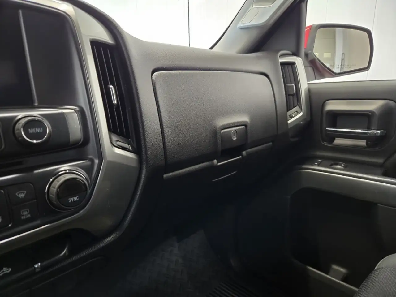 Chevrolet Silverado 1500 снимка Chevrolet Silverado 1500