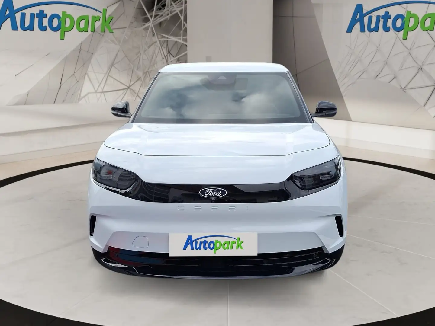 Ford Capri Premium Extended RWD Weiß - 2