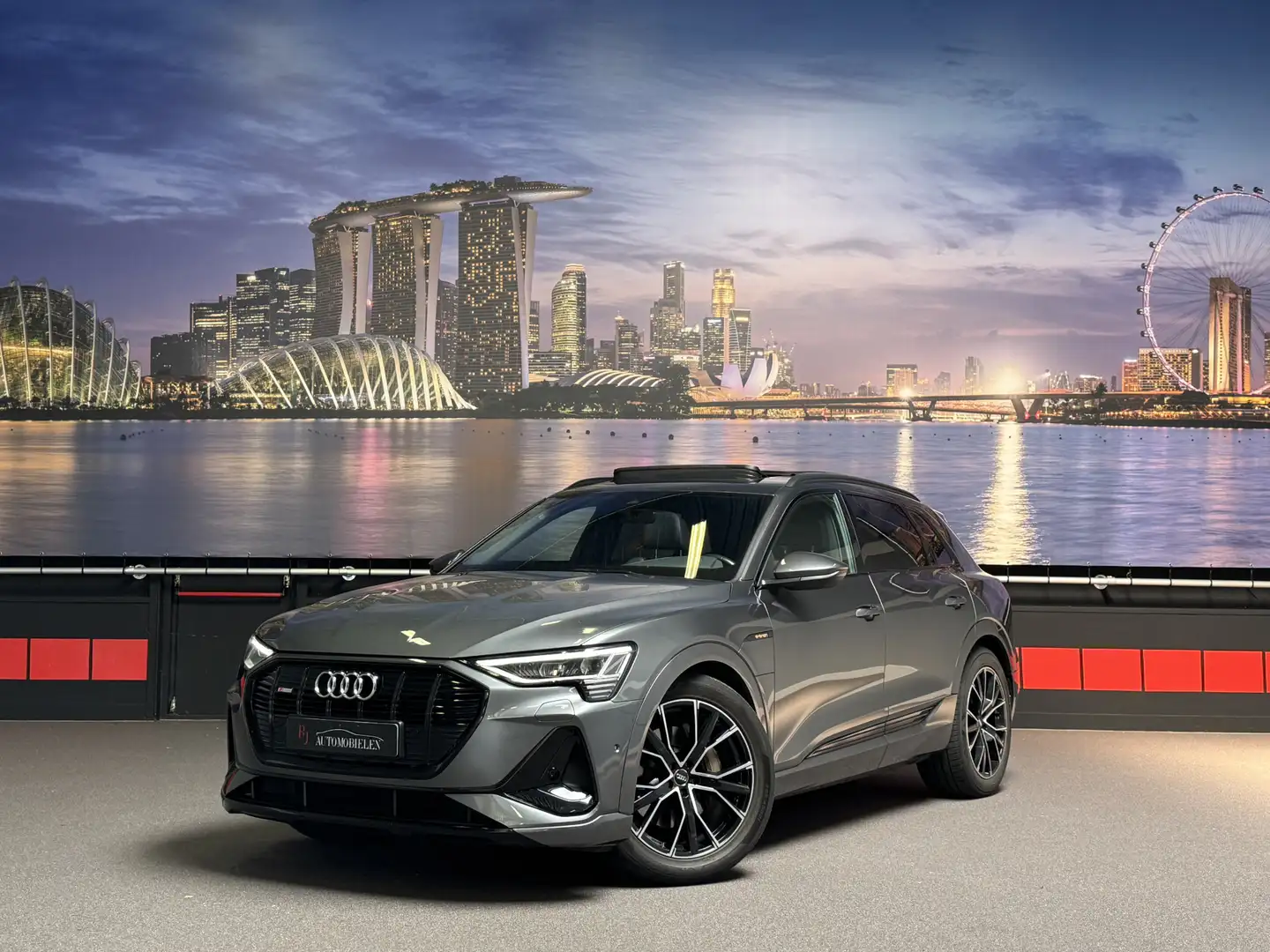 Audi e-tron e-tron 50 quattro 3x S-Line 71 kWh Luchtvering|Pan Grey - 1