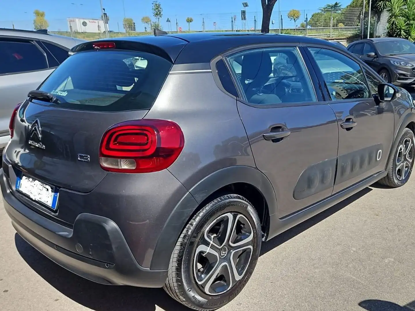 Citroen C3 C3 III 2017 1.5 bluehdi Feel s Gri - 2