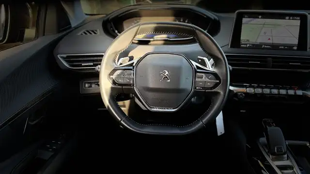 Peugeot 5008 view 25
