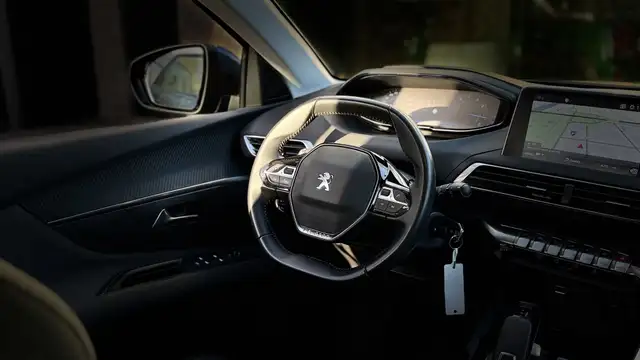 Peugeot 5008 view 24