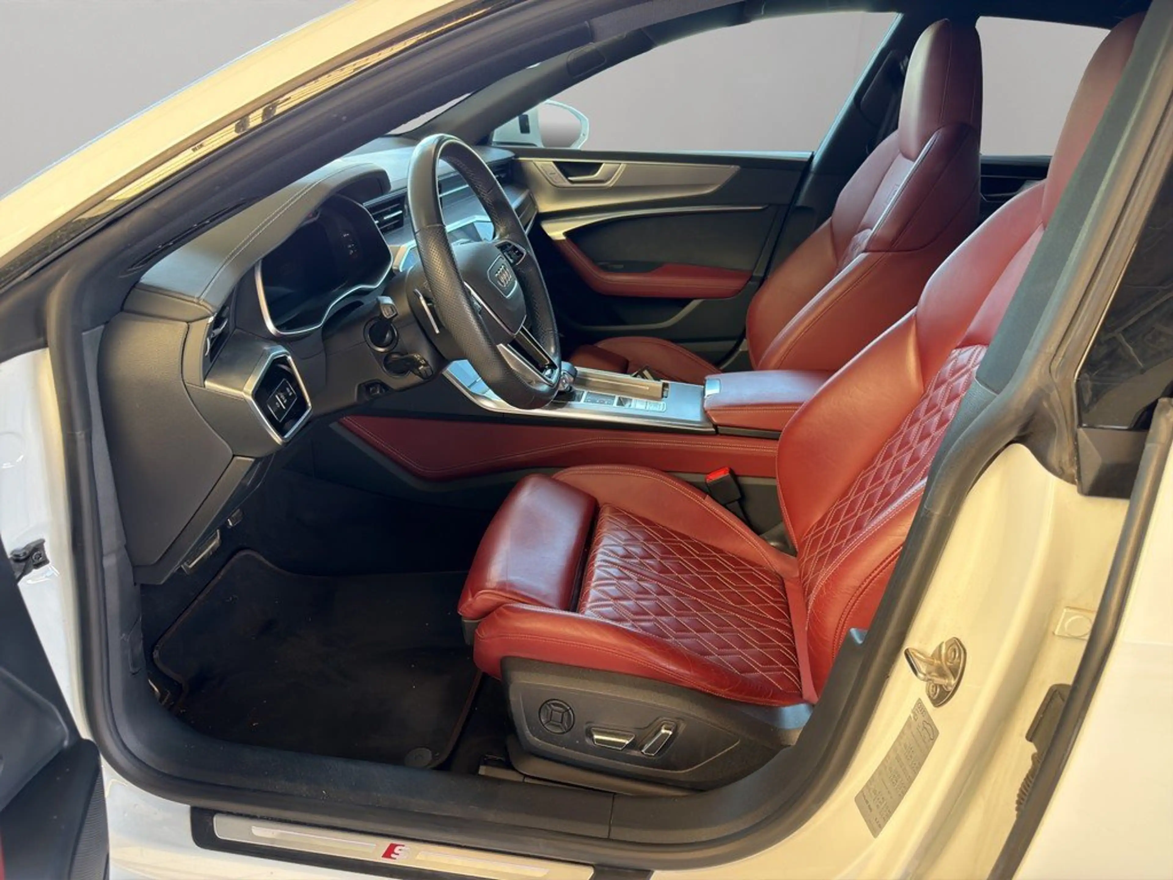 Audi S7 Sportback 3.0 TDI quattro Tiptronic B&O AHK — photo 5