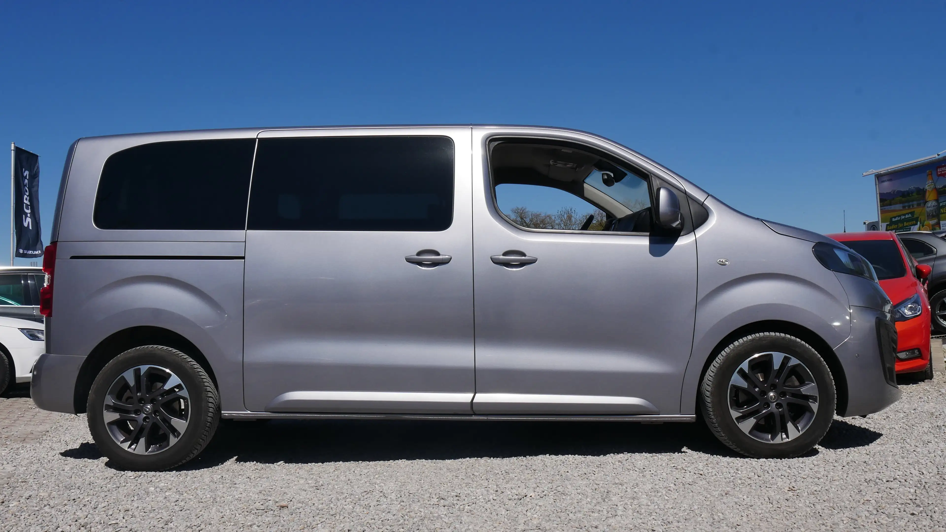 Opel Zafira Life 2.0 Euro 6 Automatik Rollstuhlrampe Tempomat Sitzh — photo 2