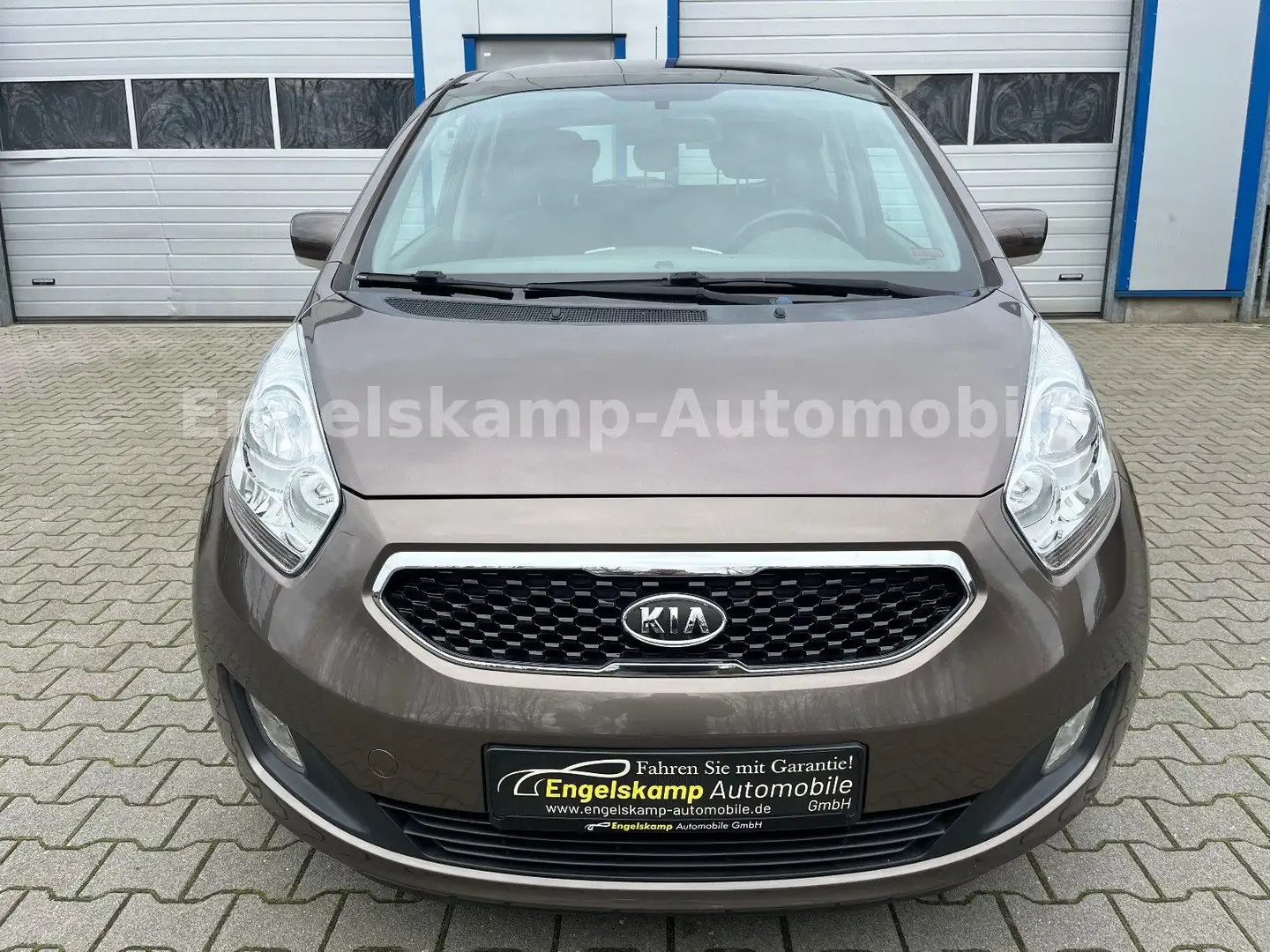 Kia Venga 1.6 FIFA World CupEdition/PANO/SHZ/MFL/PDC Beżowy - 2