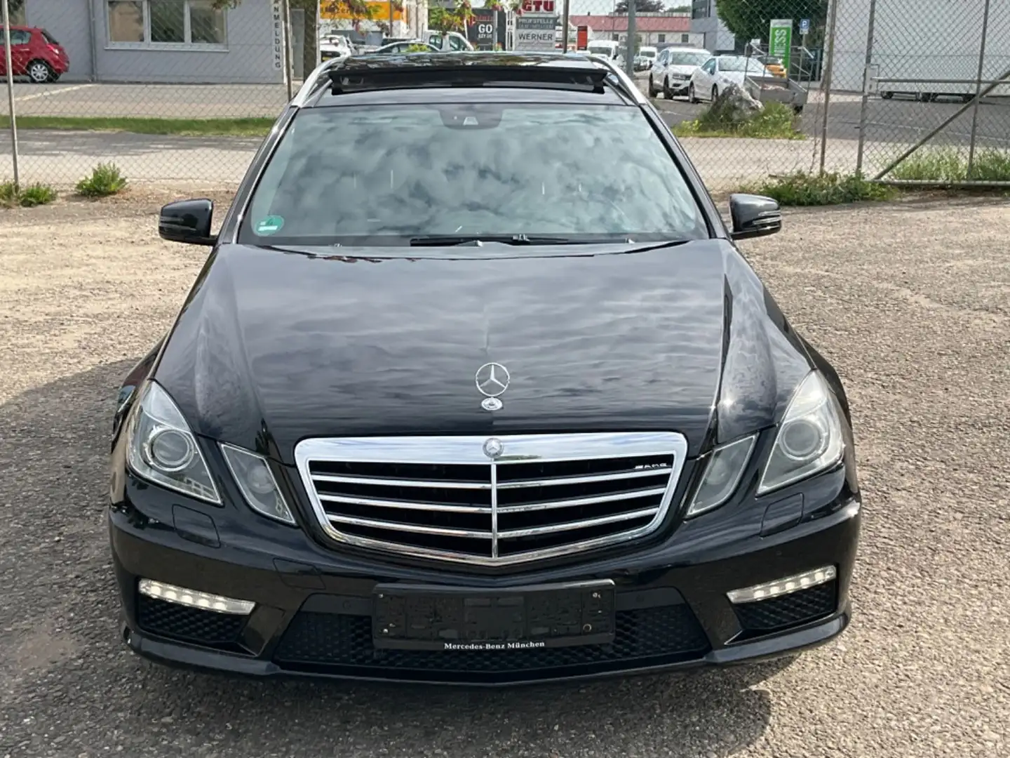 Mercedes-Benz E 63 AMG E 63 T AMG Performance * Exklusive * Panorama ! Schwarz - 2