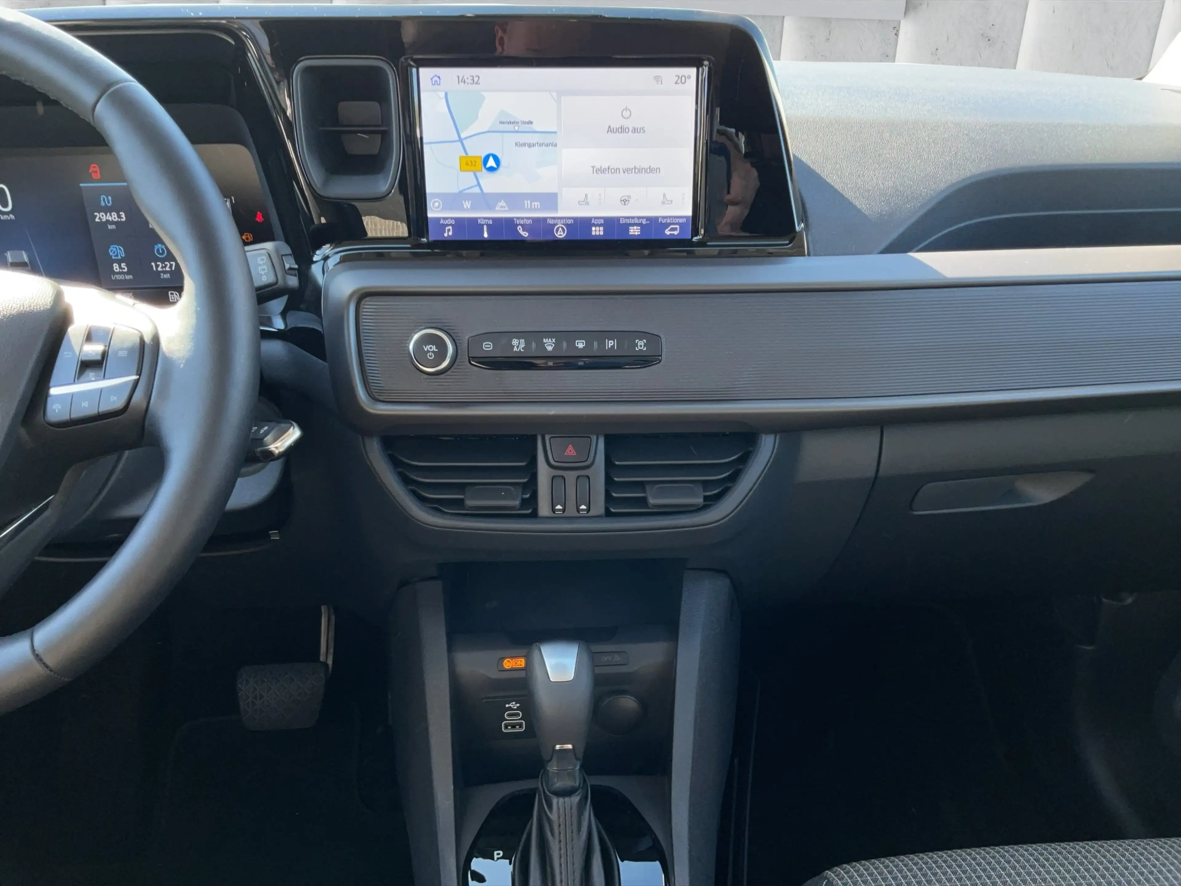 Ford Tourneo Courier Trend Aut.*AHK*NAVI*KAM*WINTER-PKT. — photo 14