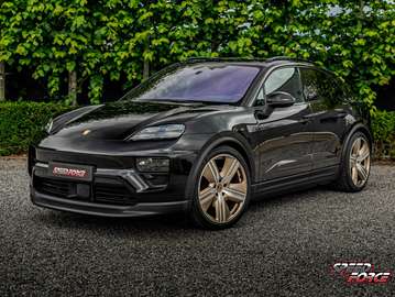 4 EV | FULL OPTION | 22" | Panodak | BOSE | Head-Up Display | Trekhaak | LED-Matrix | Sport Chrono | Stoelventilatie