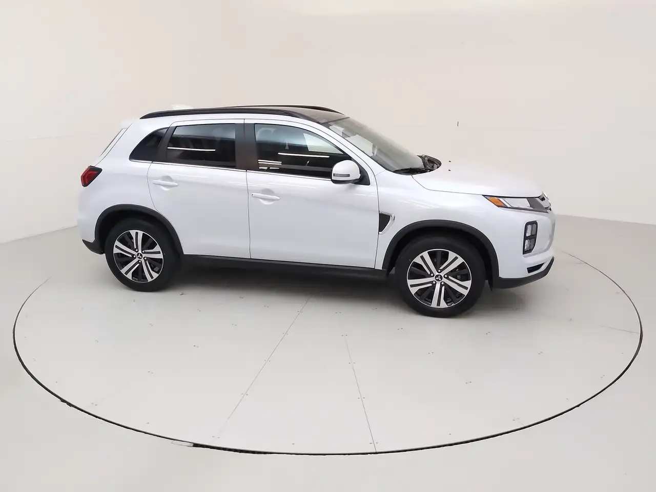 Mitsubishi RVR снимка Mitsubishi RVR