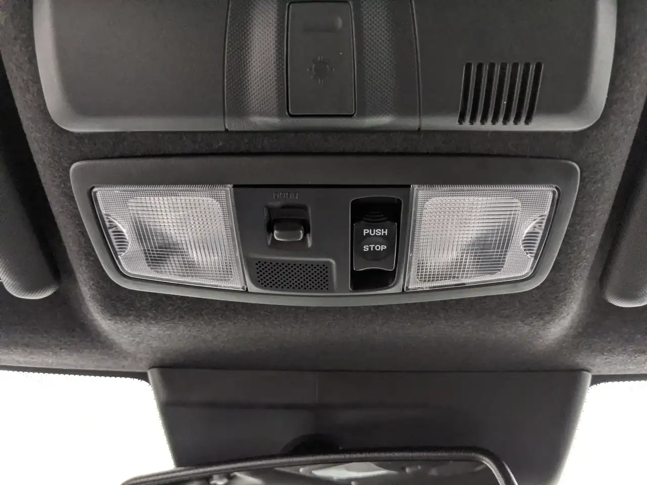 Mitsubishi RVR снимка Mitsubishi RVR