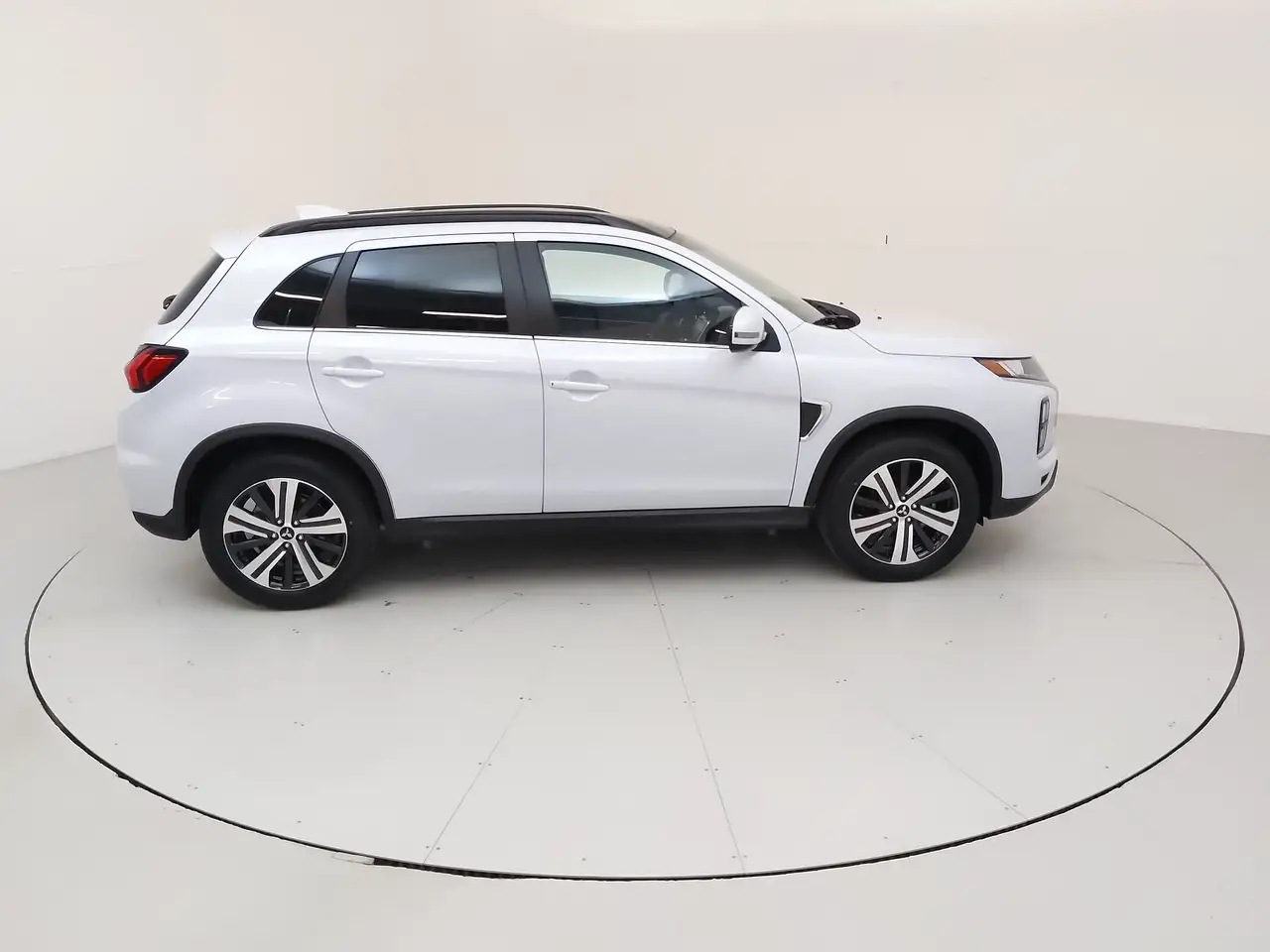 Mitsubishi RVR снимка Mitsubishi RVR