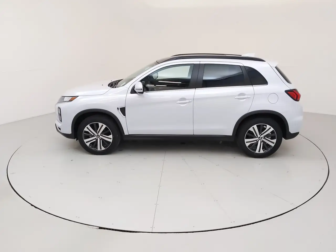 Mitsubishi RVR снимка Mitsubishi RVR