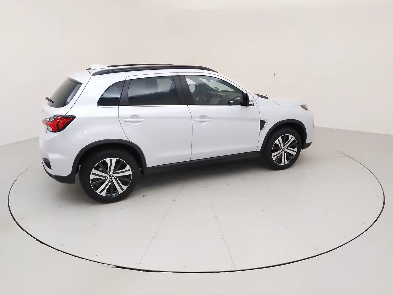 Mitsubishi RVR снимка Mitsubishi RVR