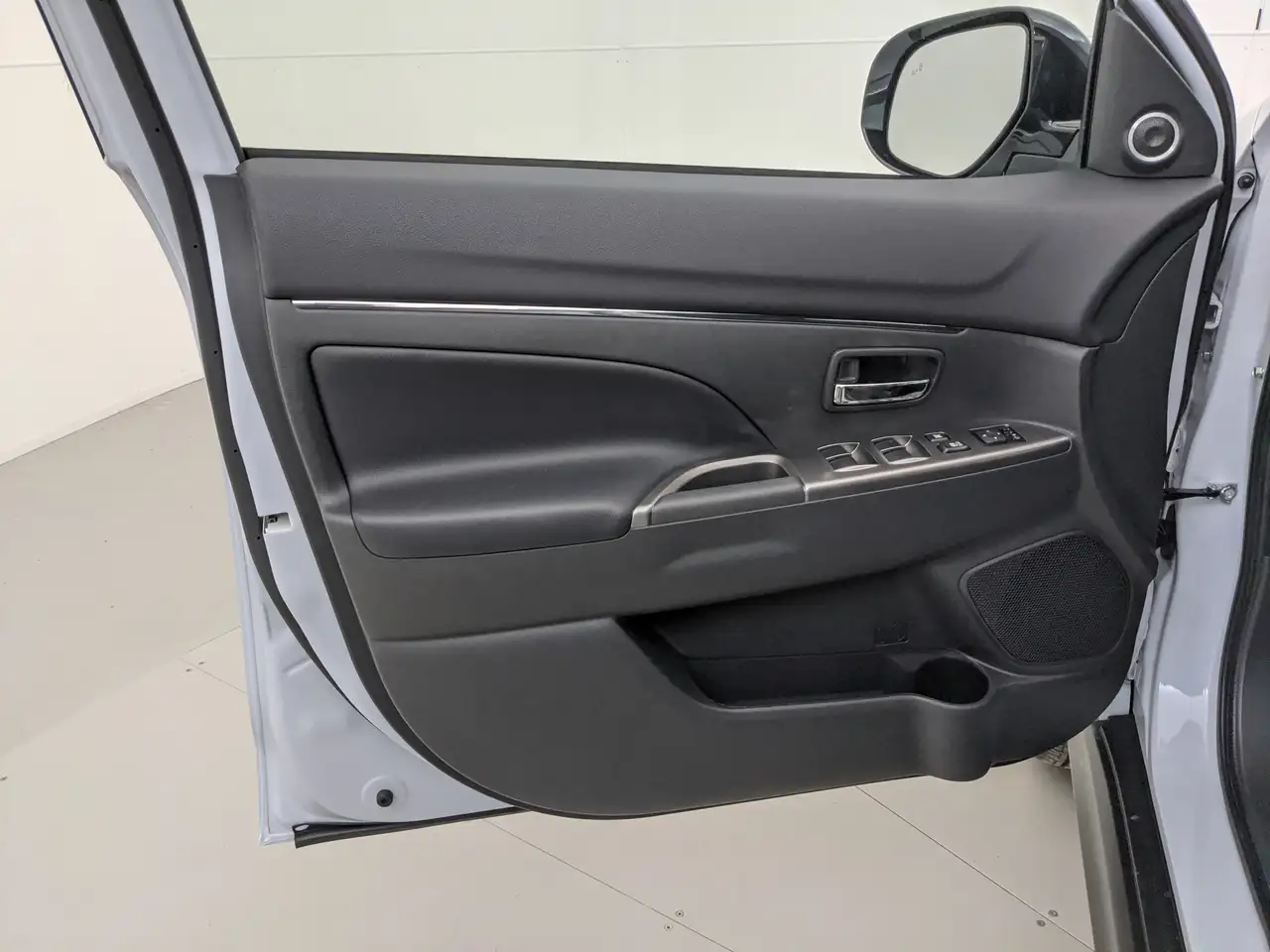 Mitsubishi RVR снимка Mitsubishi RVR
