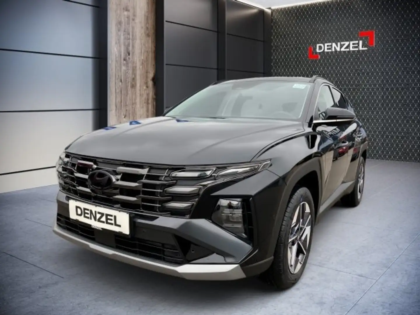 Hyundai TUCSON NX4 GO Plus 1,6 T-GDi HEV 2WD AT Schwarz - 2