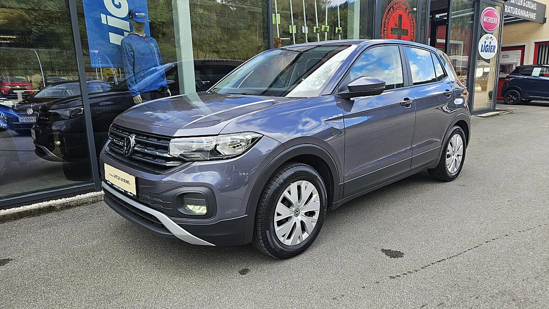 Volkswagen T-Cross 1,0 TSI**AHV** Grau - 2