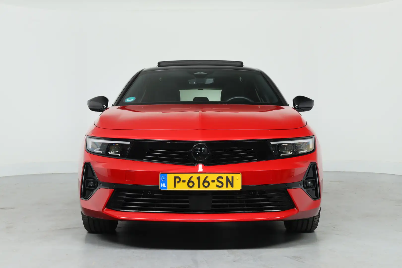 Opel Astra 1.6 Hybrid GS-Line | Dealer Onderhouden! | AGR | O Rood - 2