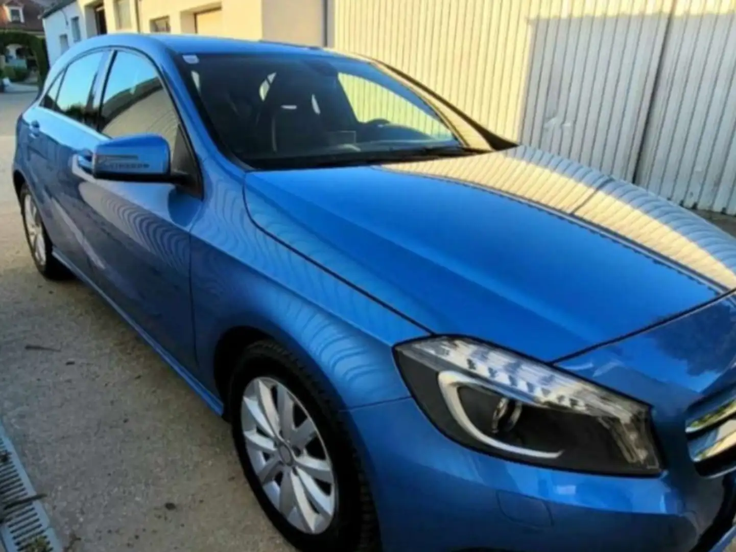 Mercedes-Benz A 180 CDI BlueEfficiency Edition Blau - 1