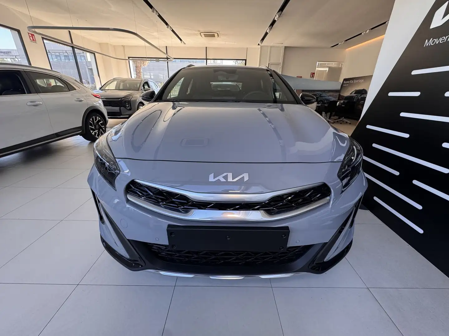 Kia XCeed Xceed 1.0 T-GDi 115CV MHEV DCT Special Edition Grigio - 2