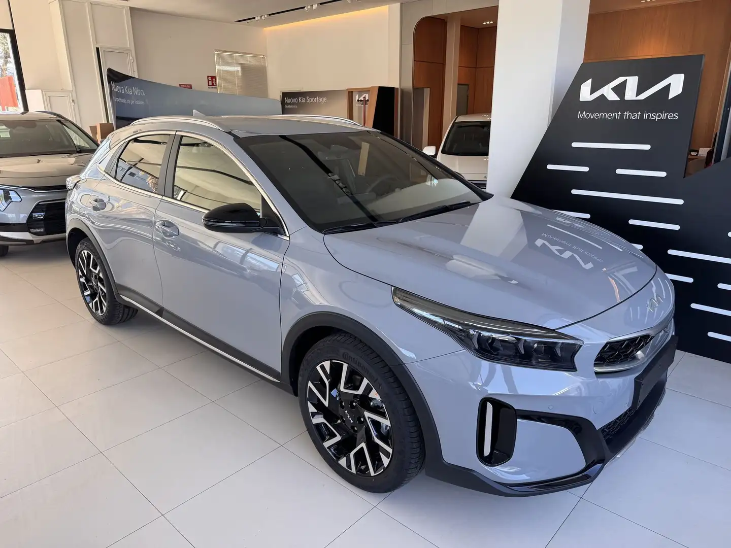 Kia XCeed Xceed 1.0 T-GDi 115CV MHEV DCT Special Edition Grigio - 1
