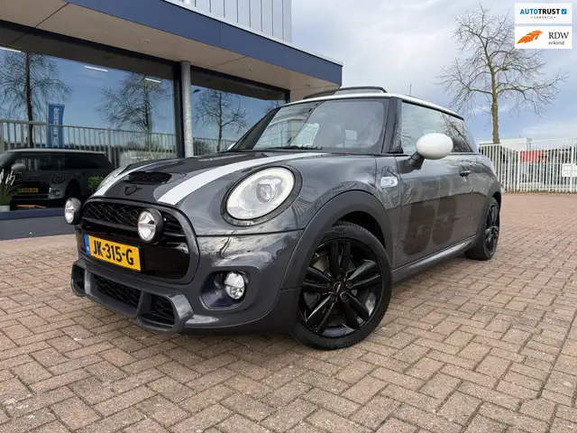 MINI John Cooper Works 2.0 S JCW| Pano | Navi | LED | LEDER | H&K | NAP