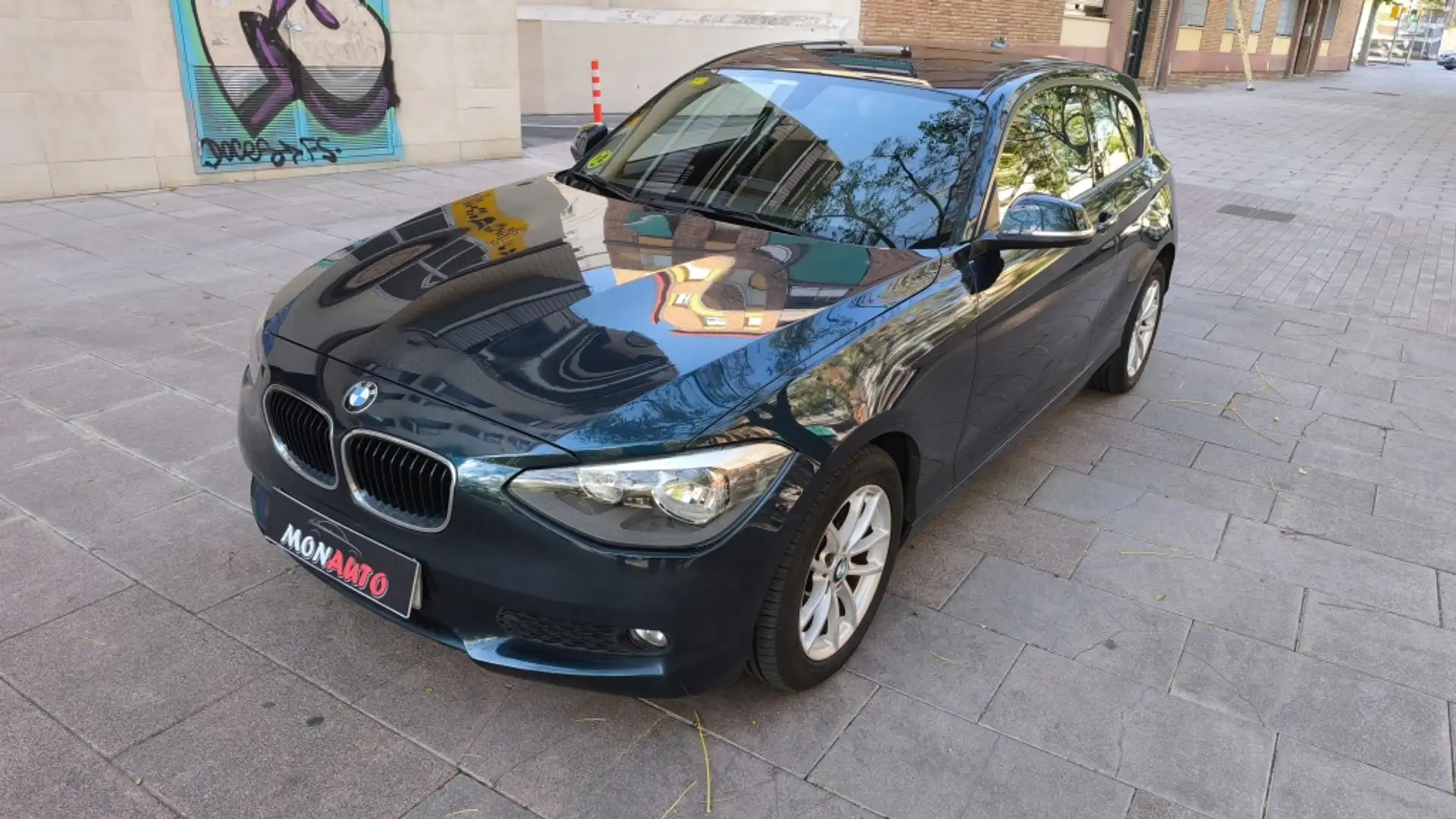 BMW 116 116d Azul - 1