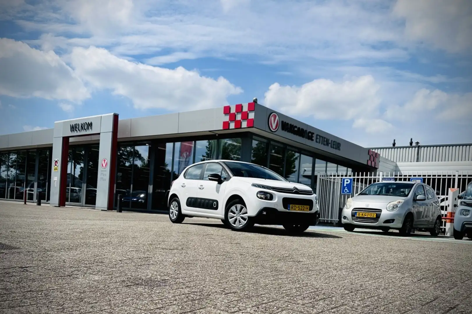 Citroen C3 1.2 PT Feel / CLIMATE CONTROL / PARKEERSENSOREN / Wit - 2