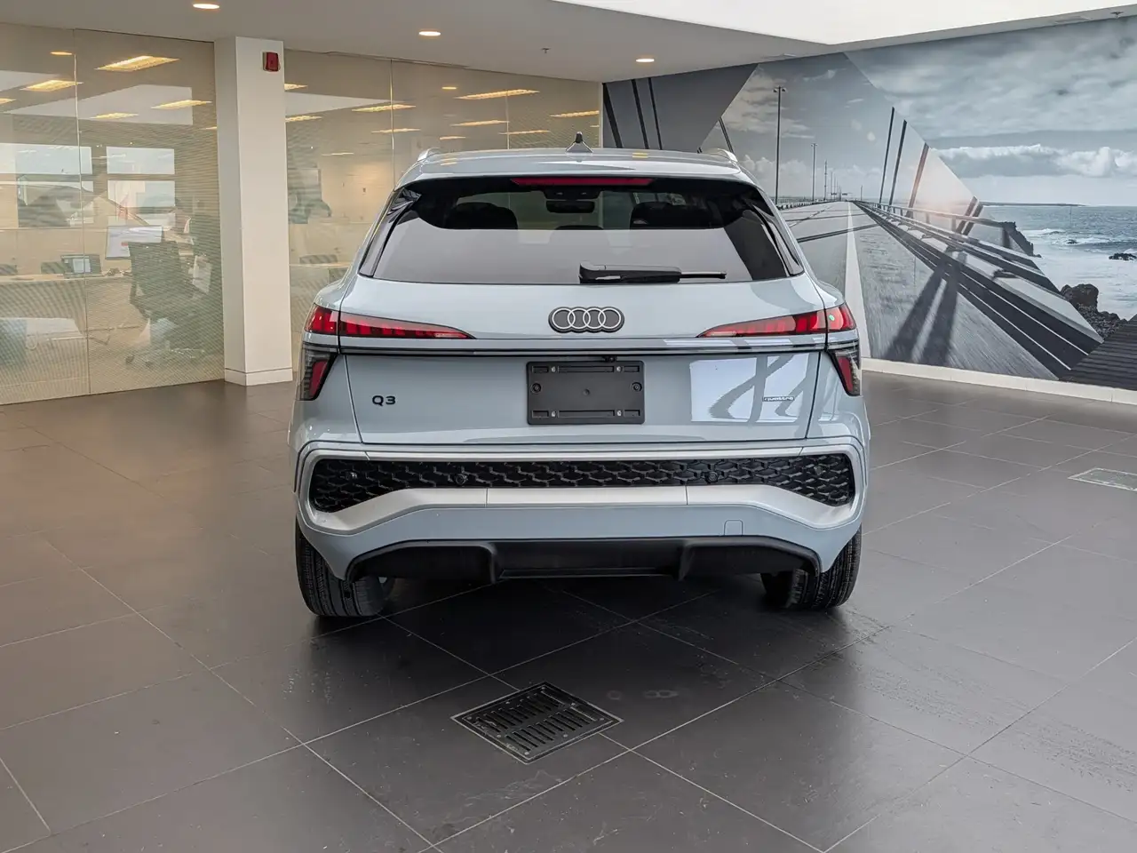 Audi Q3 снимка Audi Q3