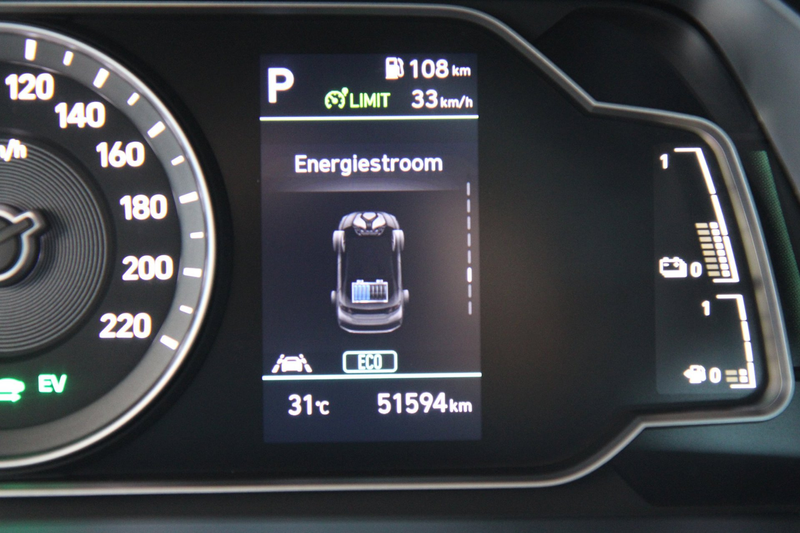 Hyundai IONIQ 1.6 GDi i-Motion - Plus CarPlay Camera ACC !! — photo 17
