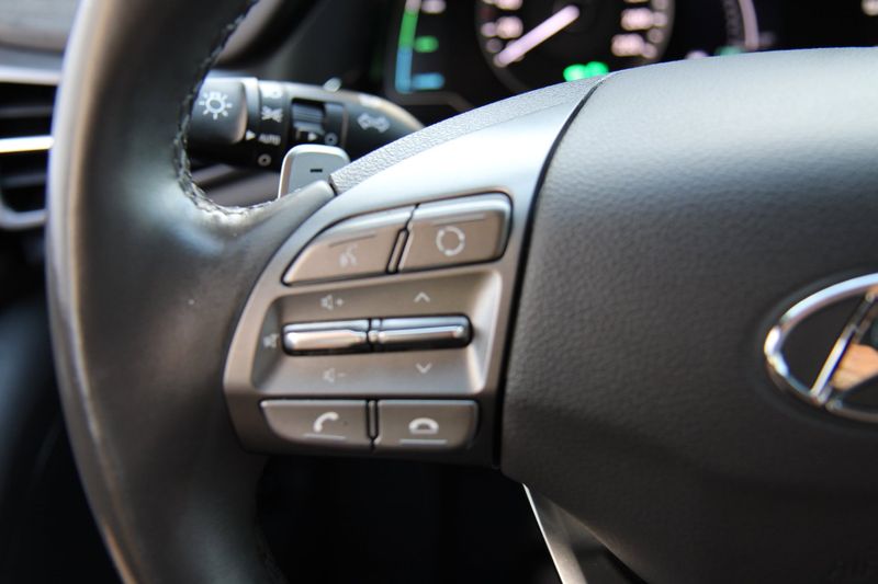 Hyundai IONIQ 1.6 GDi i-Motion - Plus CarPlay Camera ACC !! — photo 22