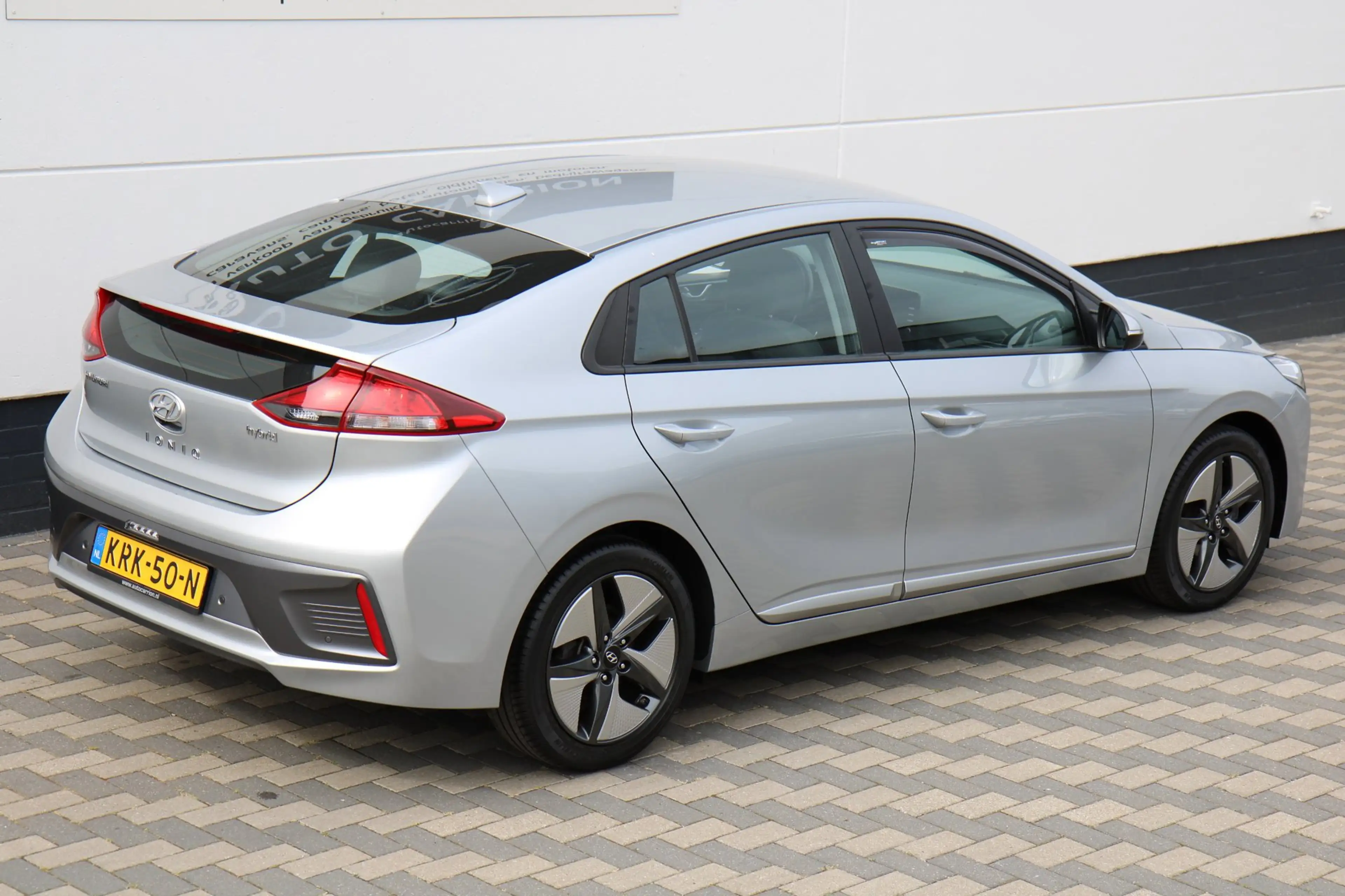 Hyundai IONIQ 1.6 GDi i-Motion - Plus CarPlay Camera ACC !! — photo 5